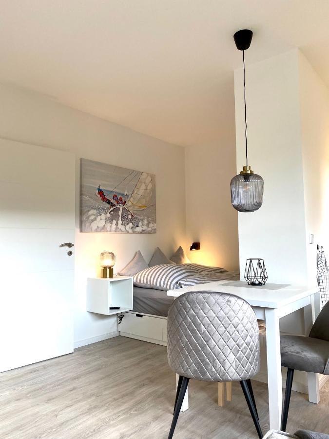 Gluecksburg Ferienwohnung 'Kursnord' Rotenhaus Esterno foto