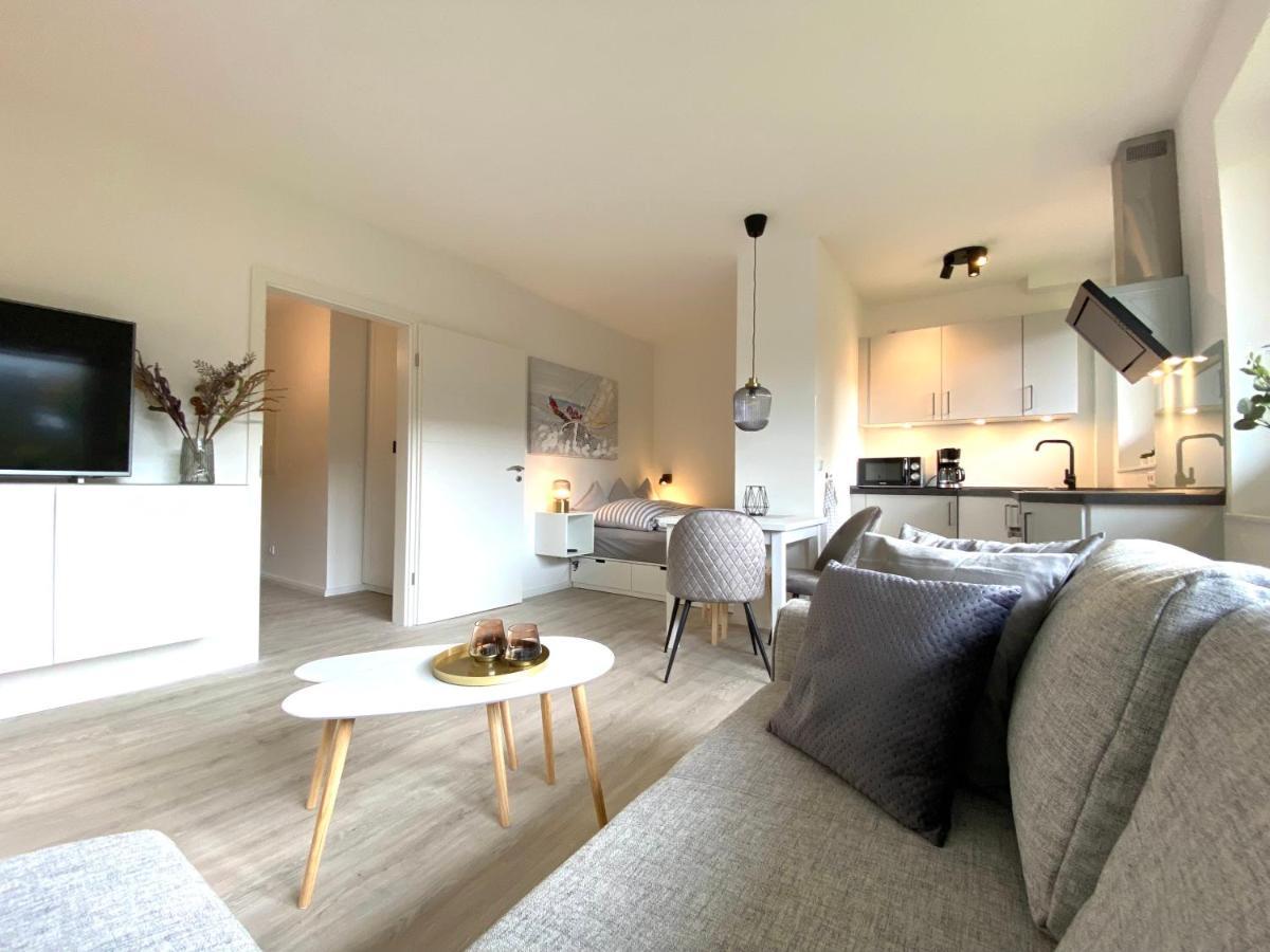 Gluecksburg Ferienwohnung 'Kursnord' Rotenhaus Esterno foto